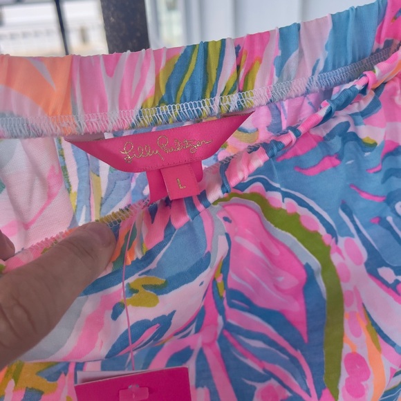 Lilly Pulitzer Ritz Strapless Romper in Carnivale Coral- L EUC - Picture 7 of 8